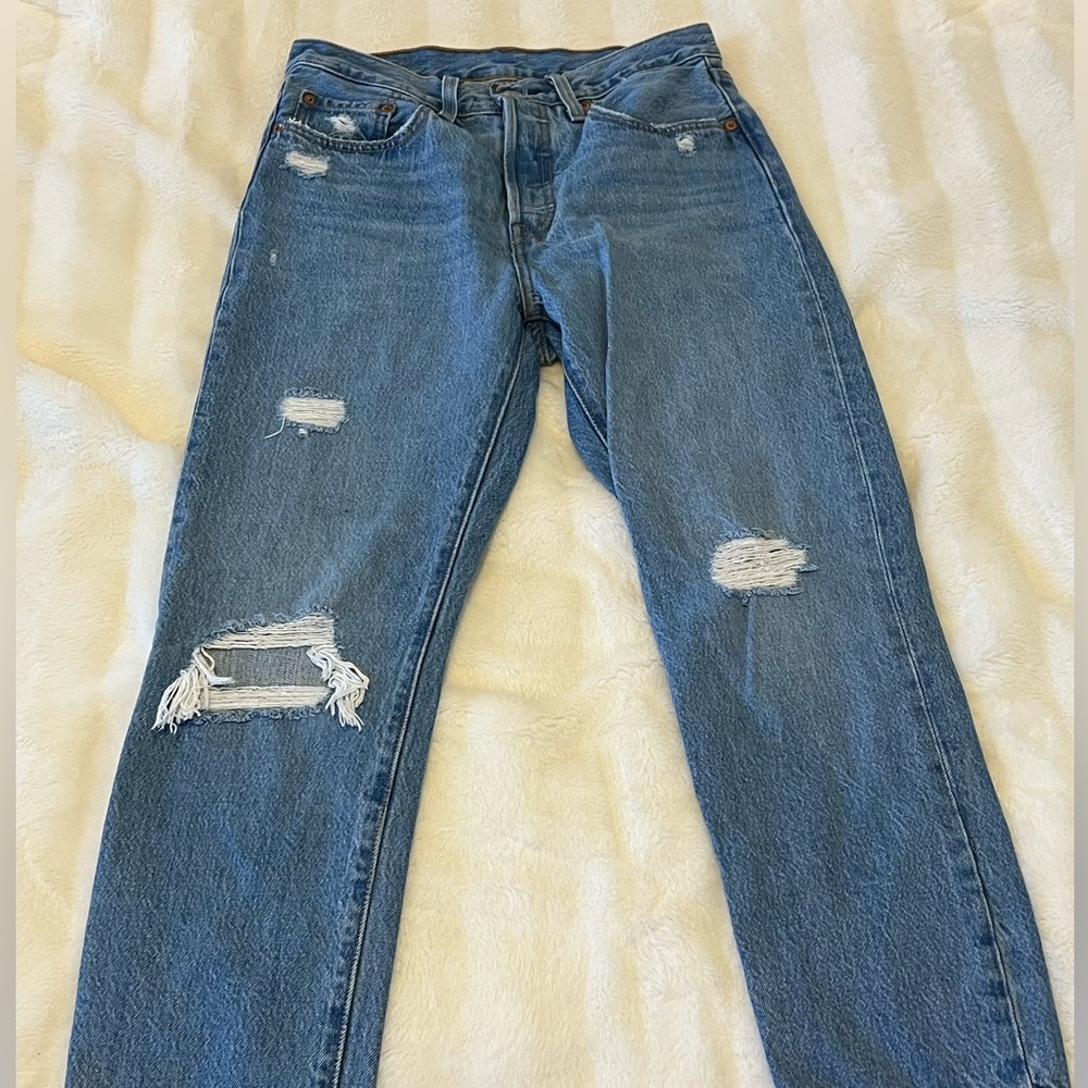 Levi’s 501 Jean Dark Wash Size W26 L26